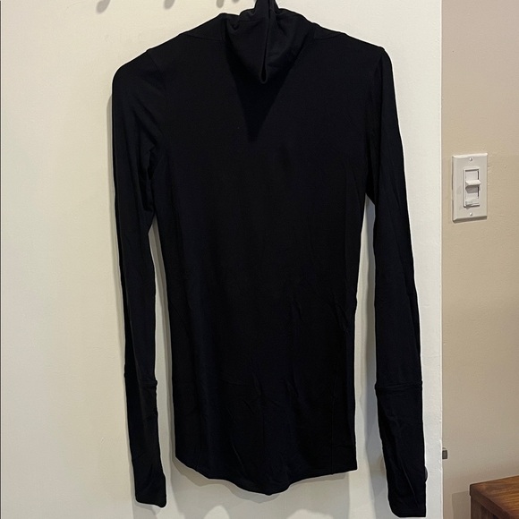 Lululemon Layer Me Turtleneck Long Sleeve Shirt XS - Picture 4 of 7